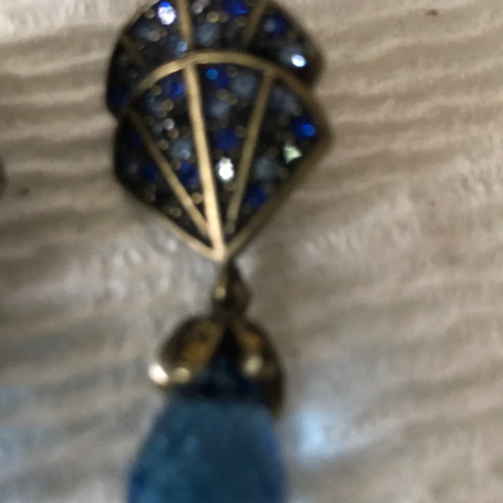 earrings - Picture 3 of 3